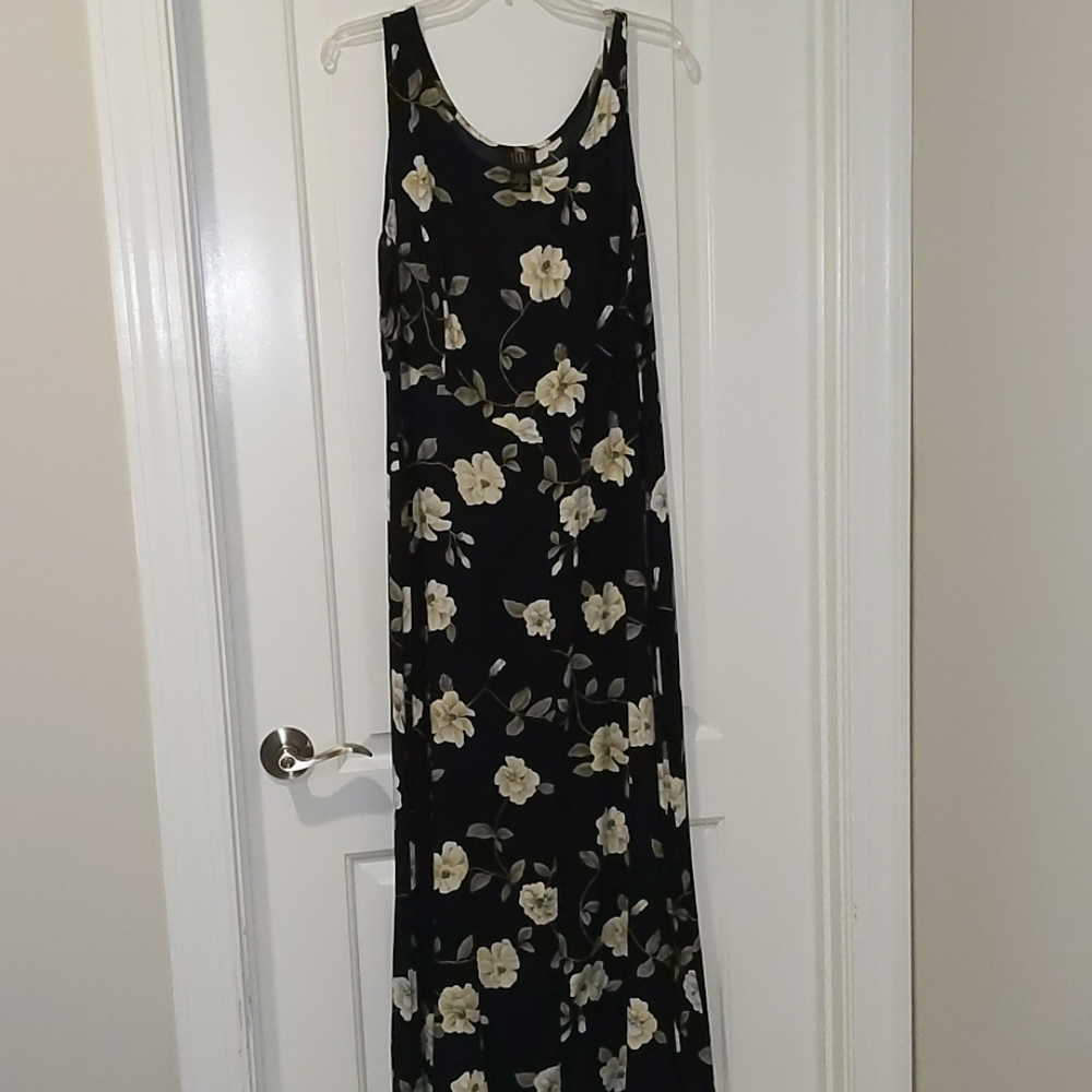 Floral maxi dress